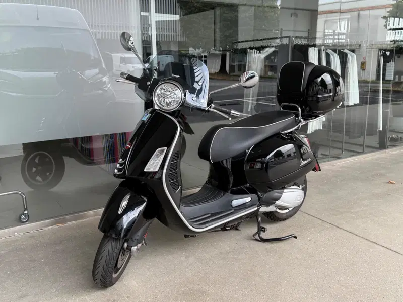 Vespa GTS 300 Super Hpe (2018 - 19)