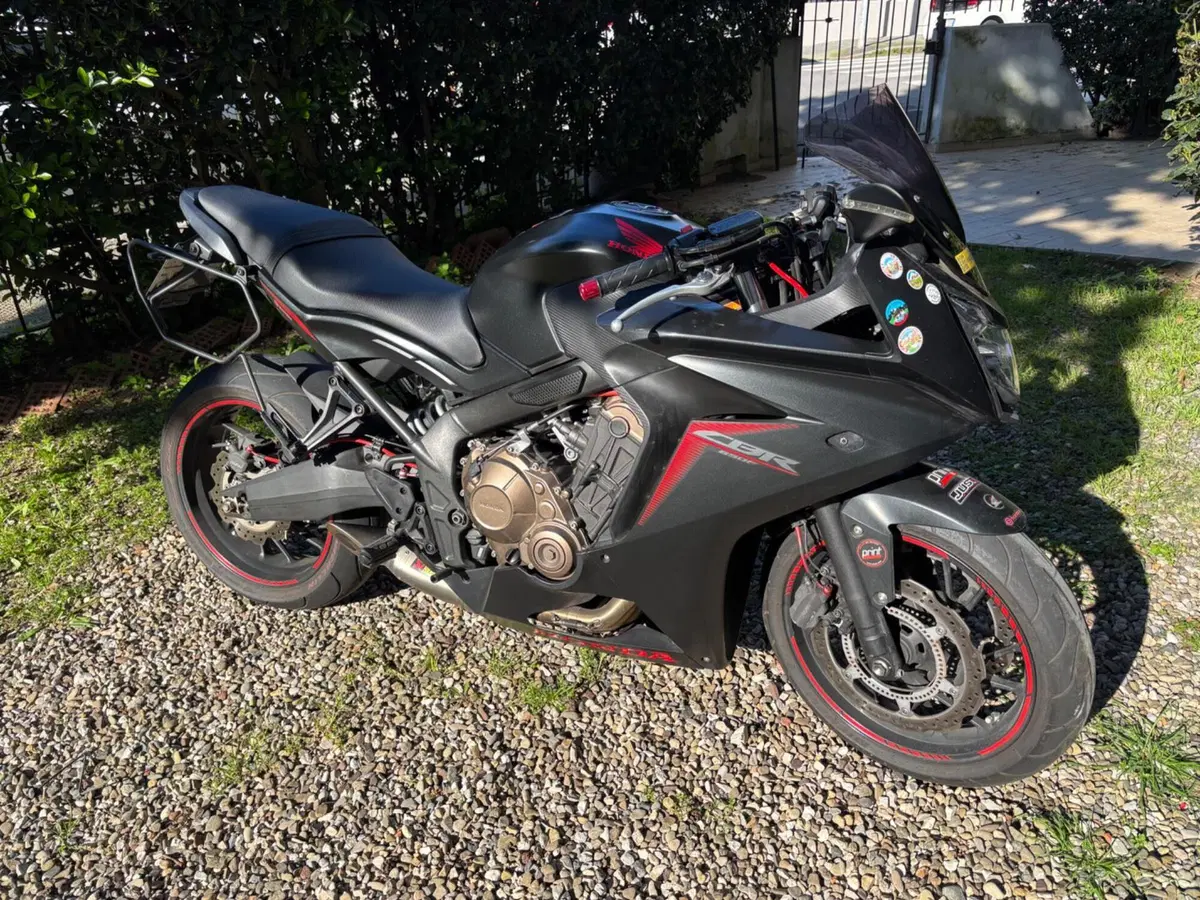 Honda CBR 650 F (2017 - 18)