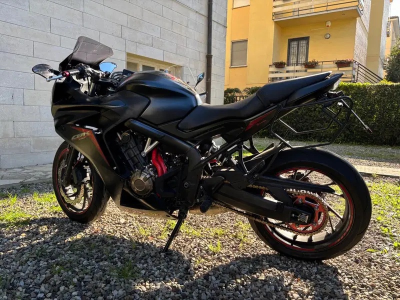 Honda CBR 650 F (2017 - 18) (2)