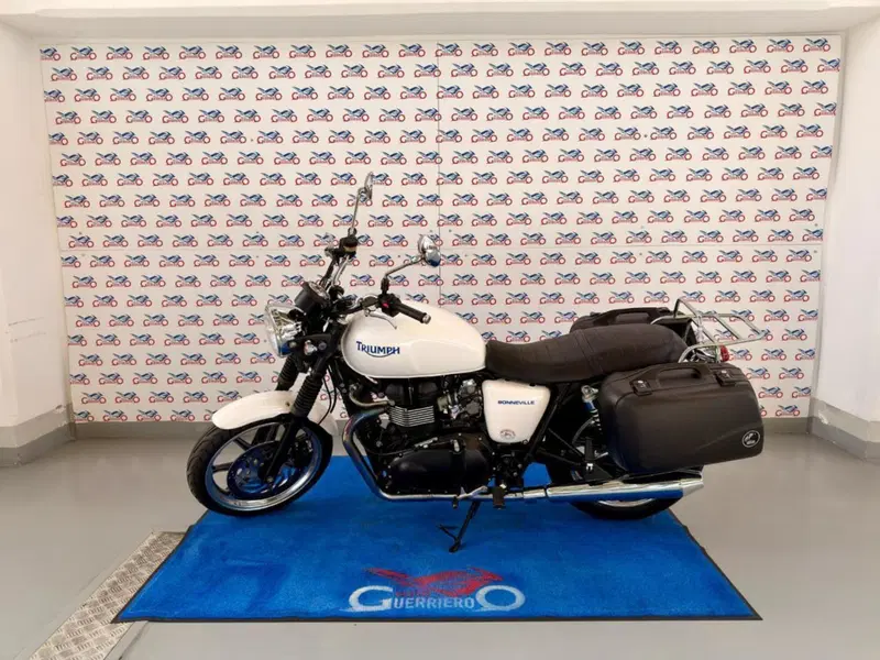 Triumph Bonneville (2007 - 16)