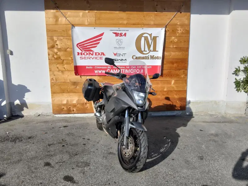 Honda VFR 800 (2006 - 13) (4)