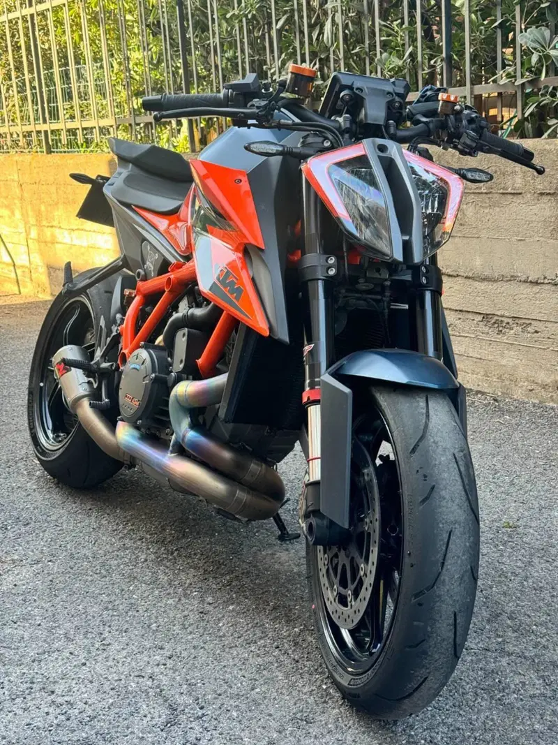 KTM 1290 Super Duke R (2020) (5)