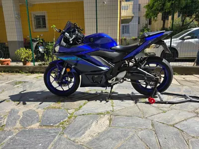 Yamaha YZF R3 (2021 - 24) usata