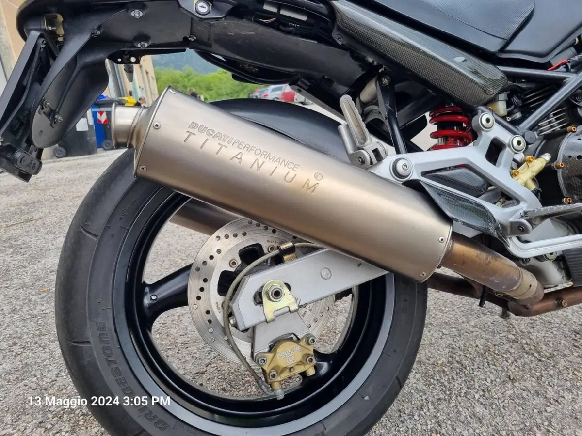 Ducati Monster 900 Dark I.E. (1999 - 02) (14)