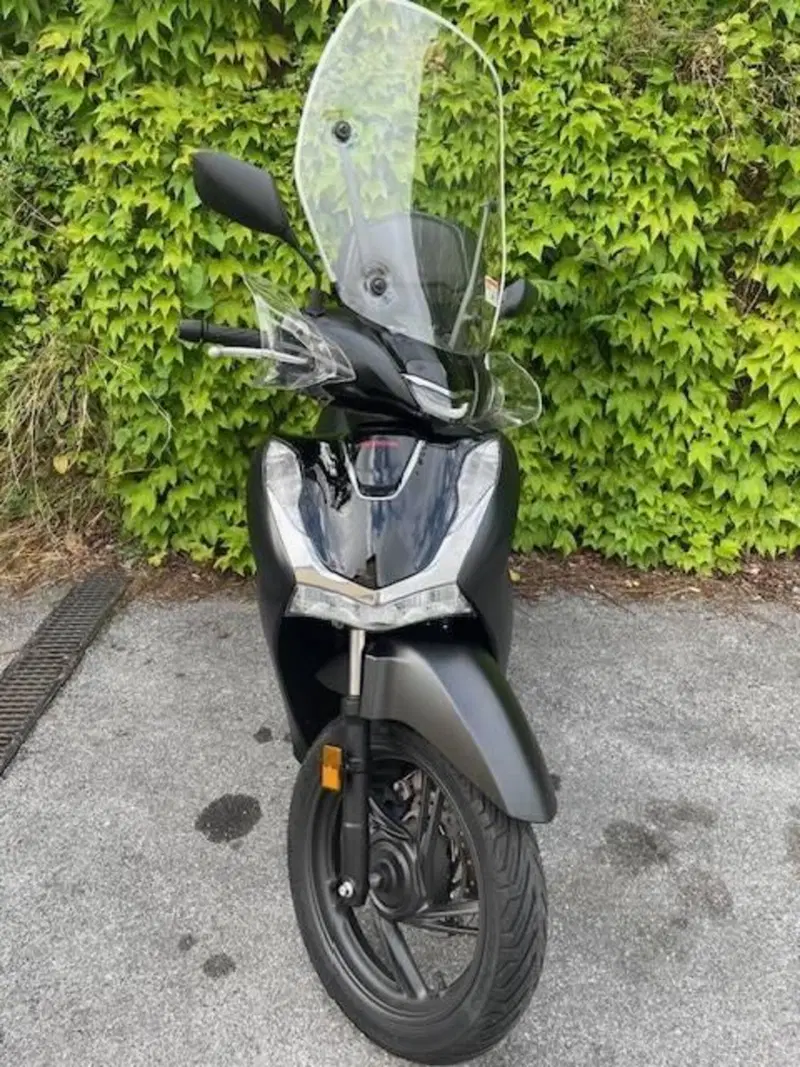 Honda SH 150i Sport (2022 - 23) (3)