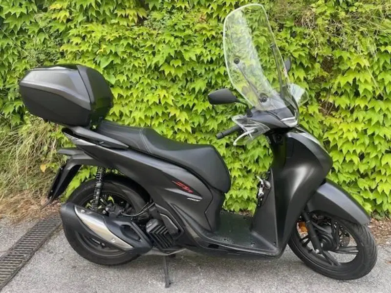 Honda SH 150i Sport (2022 - 23) (4)