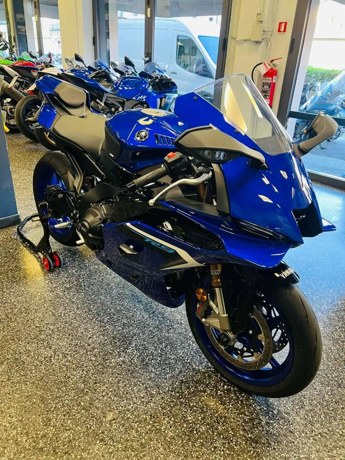 Yamaha YZF R9 (2025 - 26)