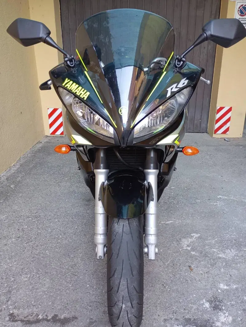 Yamaha FZ6 Fazer (2004 - 07) (7)