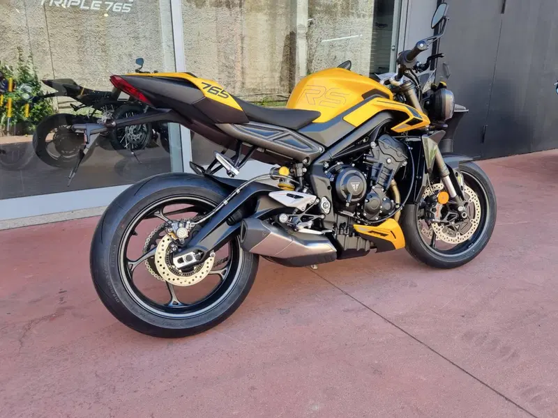 Triumph Street Triple 765 RS (2023 - 26) (4)