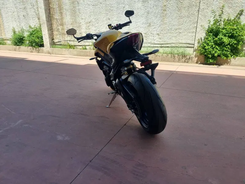 Triumph Street Triple 765 RS (2023 - 26) (8)