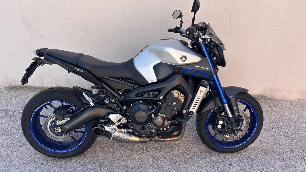 Yamaha MT-09 ABS (2016) (2)