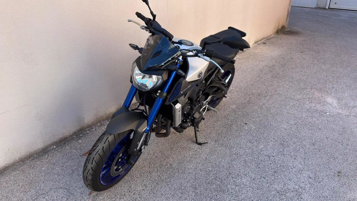 Yamaha MT-09 ABS (2016) (3)