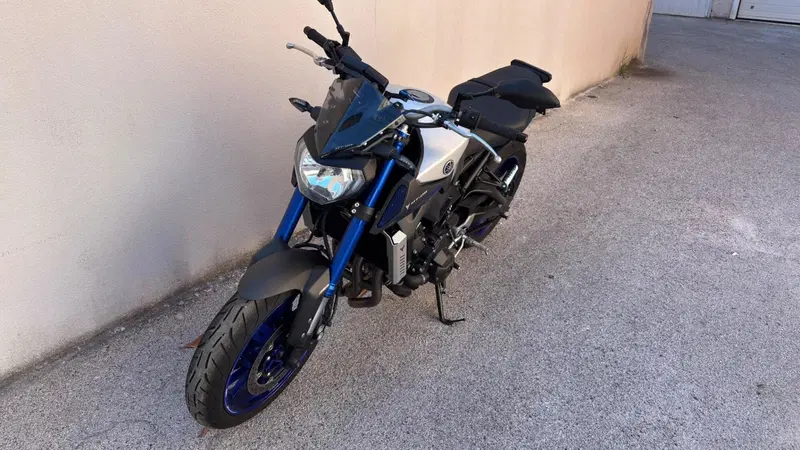 Yamaha MT-09 ABS (2016) (3)