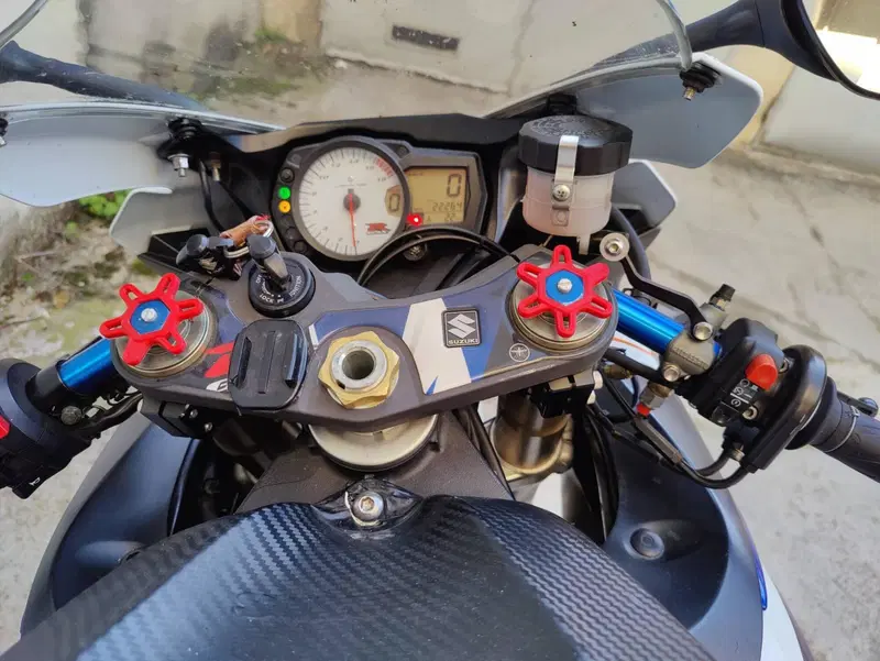 Suzuki GSX R 600 (2006 - 07) (5)
