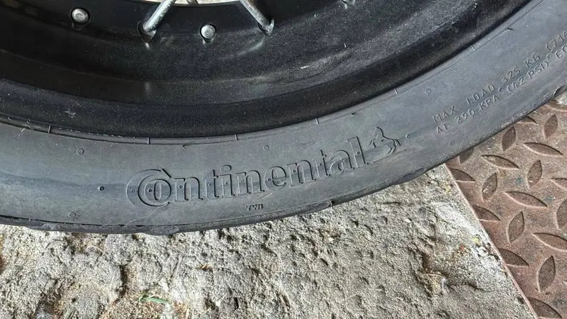 Yamaha XT1200ZE Super Ténéré Raid Edition (2018 - 20) (9)