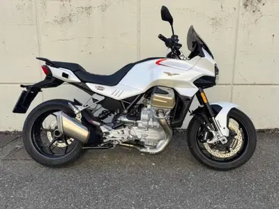 Moto Guzzi V100 Mandello (2022 - 24) usata