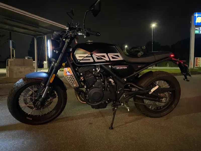Brixton Motorcycles Crossfire 500 X (2021 - 26) (2)
