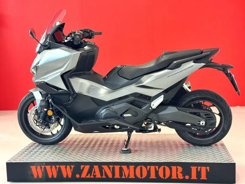 Honda Forza 750 (2025 - 26) (5)