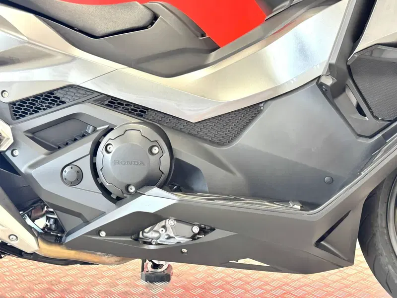 Honda Forza 750 (2025 - 26) (10)