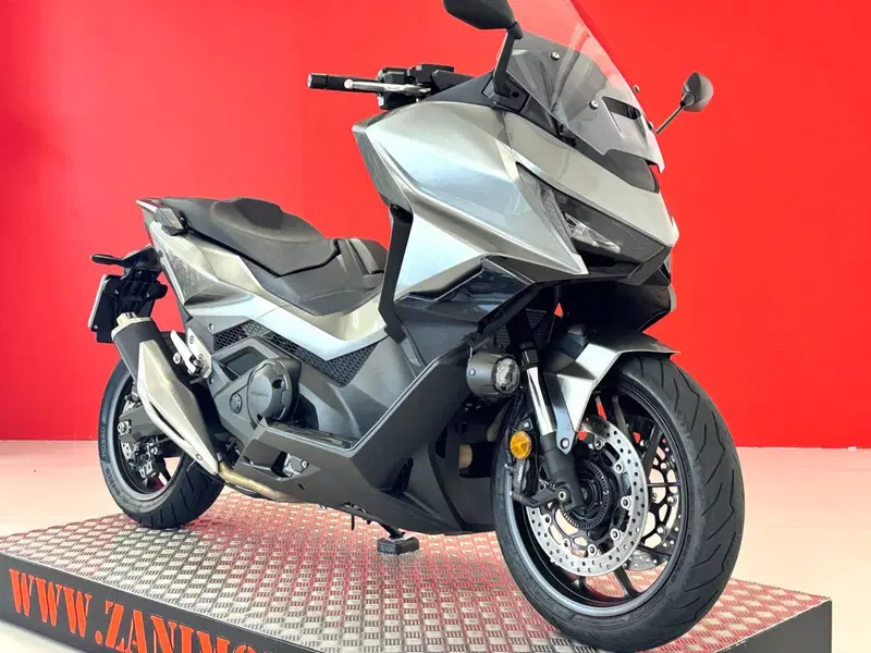 Honda Forza 750 (2025 - 26) (12)