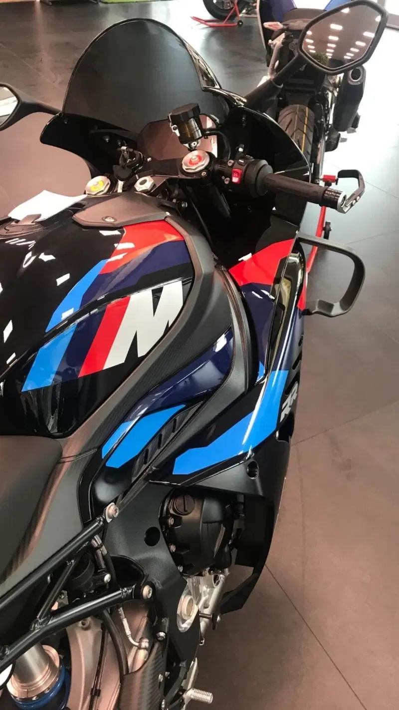 Bmw M 1000 RR (2025 - 26) (3)