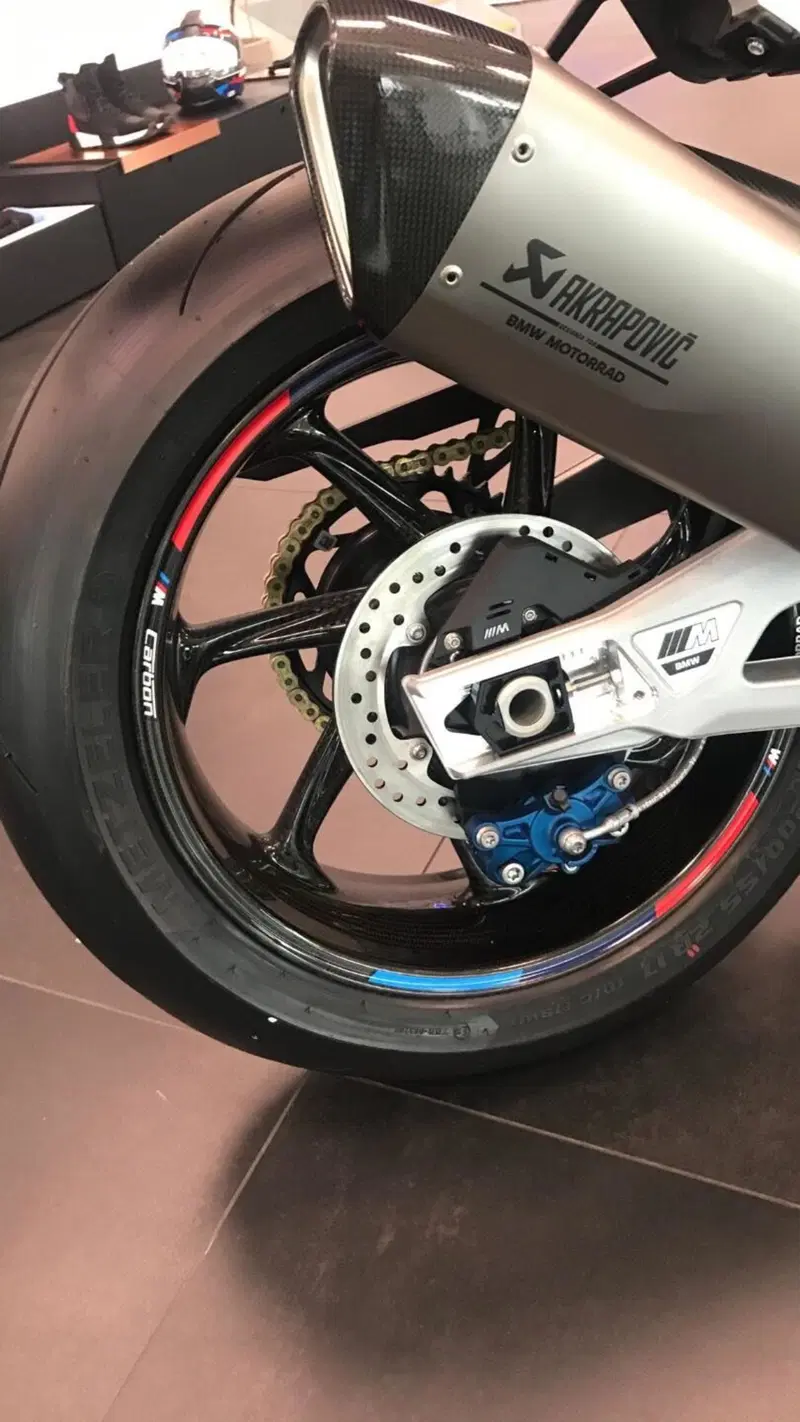 Bmw M 1000 RR (2025 - 26) (4)