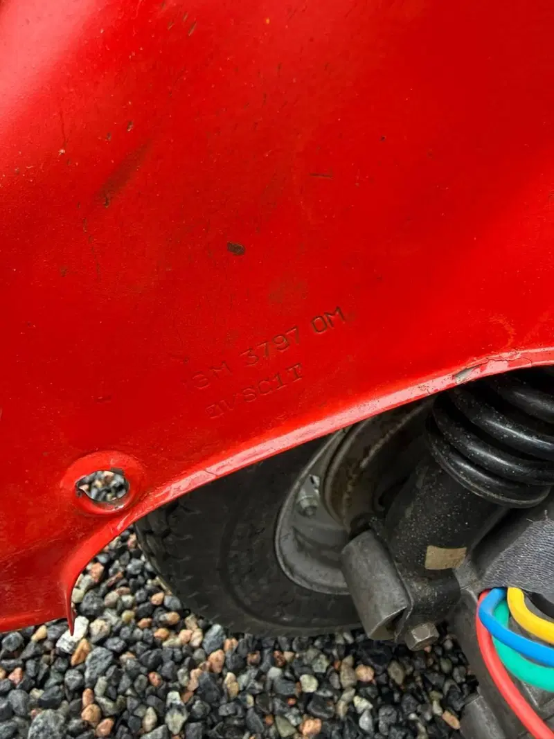 Piaggio vespa 180 SS (5)