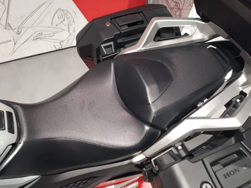 Honda NC 750 X DCT Travel (2021 - 24) (9)