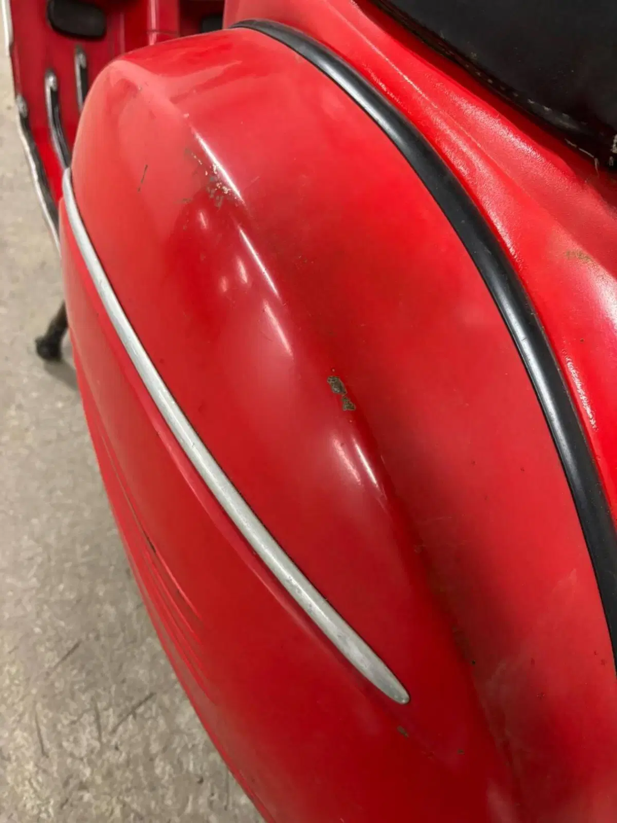 Piaggio vespa 180 SS (9)
