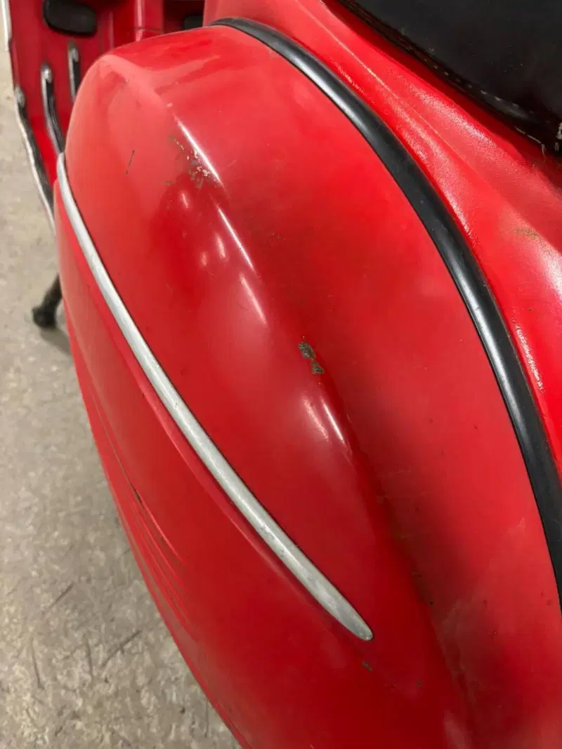 Piaggio vespa 180 SS (9)