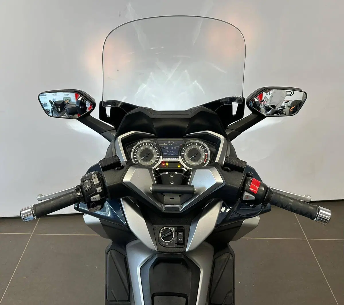 Honda Forza 300 Deluxe ABS (2018 - 20) (4)