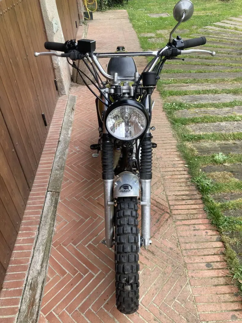 Yamaha SR 400 (2013 - 17) (8)