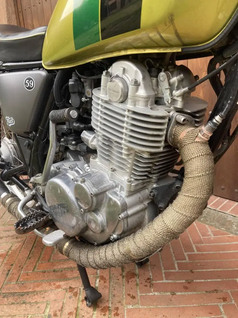 Yamaha SR 400 (2013 - 17) (15)