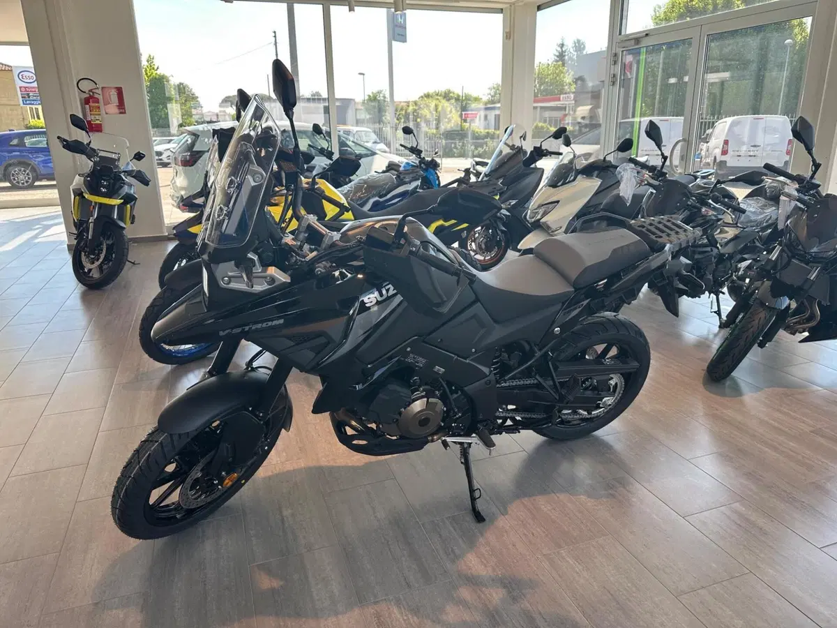 Suzuki V-Strom 1050SE (2025 - 26) (2)