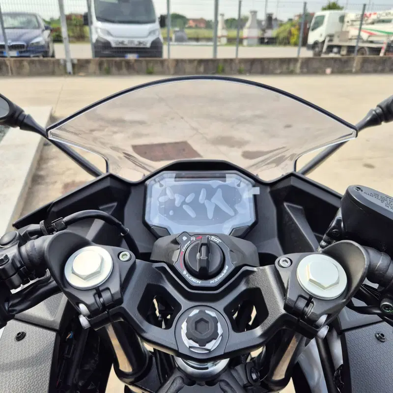 Kawasaki Ninja 500 SE (2024 - 26) (8)