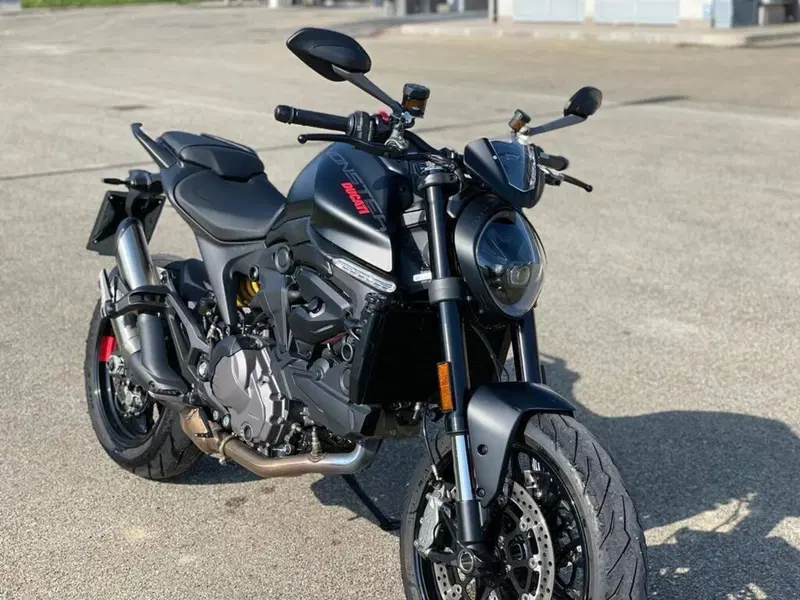Ducati Monster 937 (2021 - 25) (4)