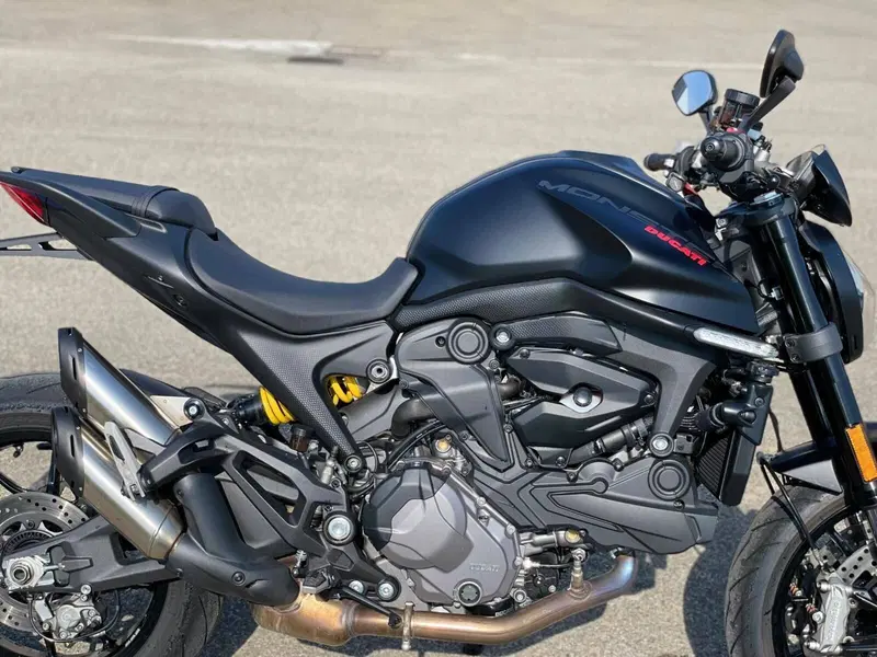 Ducati Monster 937 (2021 - 25) (7)