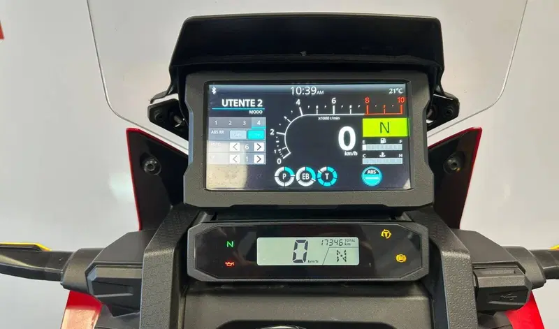 Honda Africa Twin CRF 1100L (2020 - 21) (13)