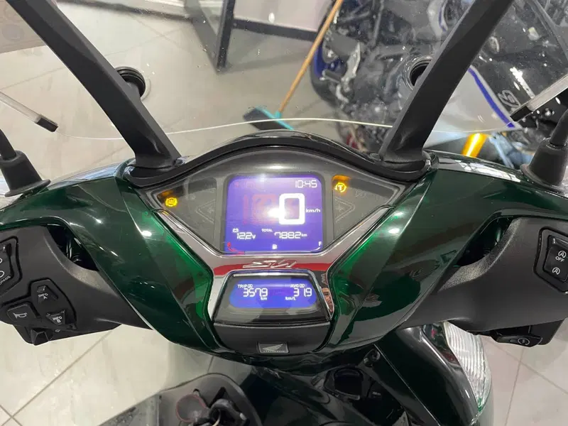 Honda SH 150i Vetro (2024 - 25) (5)