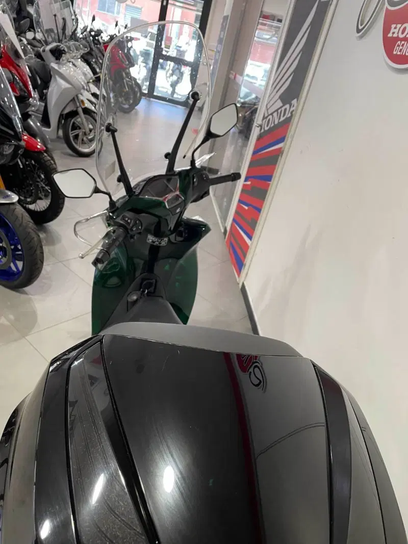 Honda SH 150i Vetro (2024 - 25) (7)