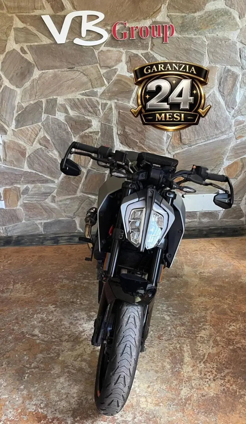 KTM 125 Duke (2021 - 23) (2)