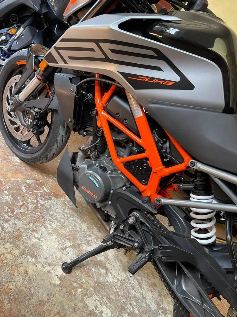 KTM 125 Duke (2021 - 23) (17)