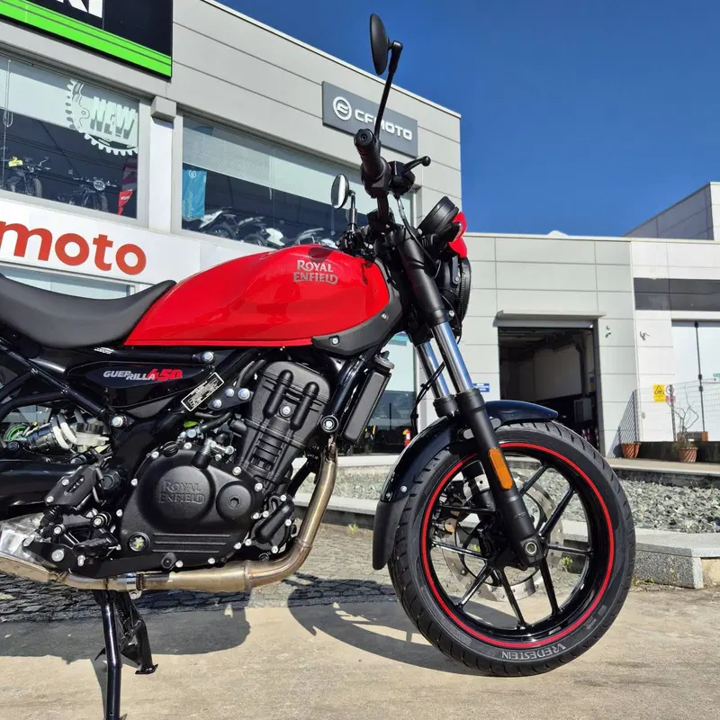 Royal Enfield Guerrilla 450 Apex (2026) (7)
