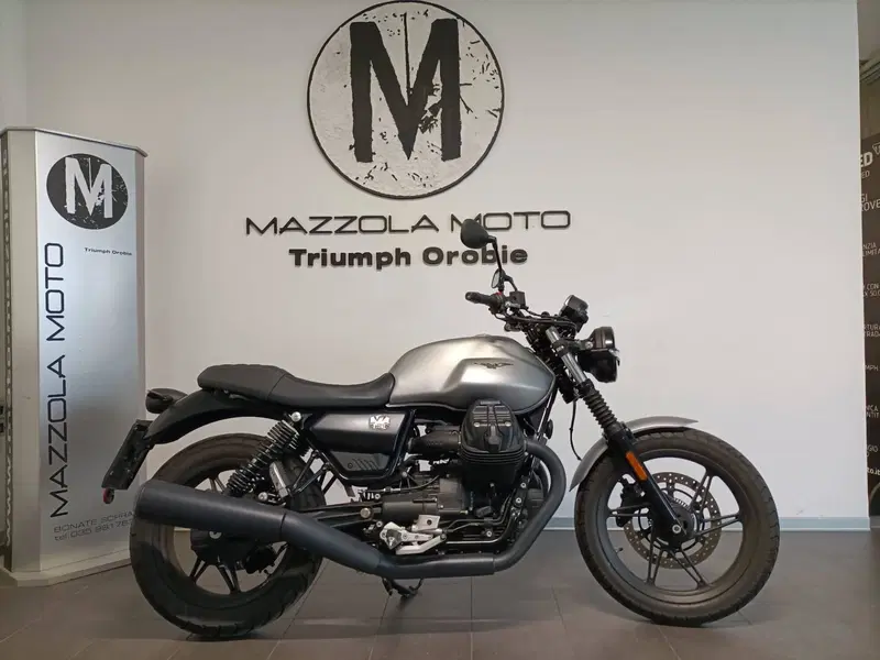 Moto Guzzi V7 Stone (2021 - 24)