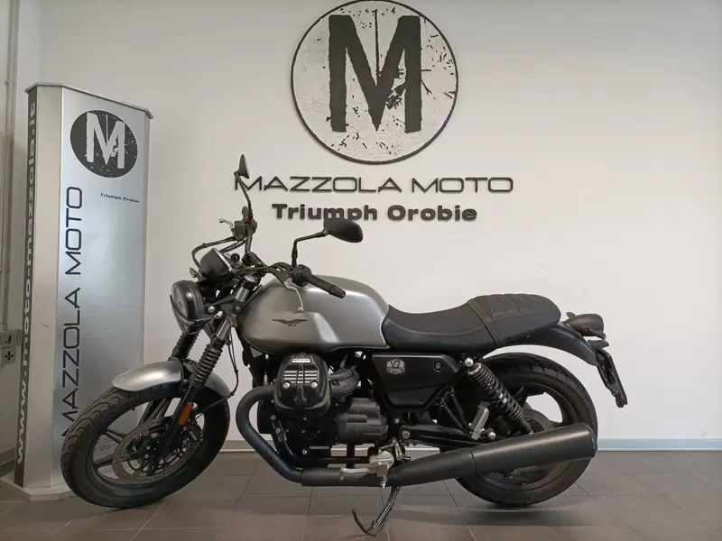 Moto Guzzi V7 Stone (2021 - 24) (4)