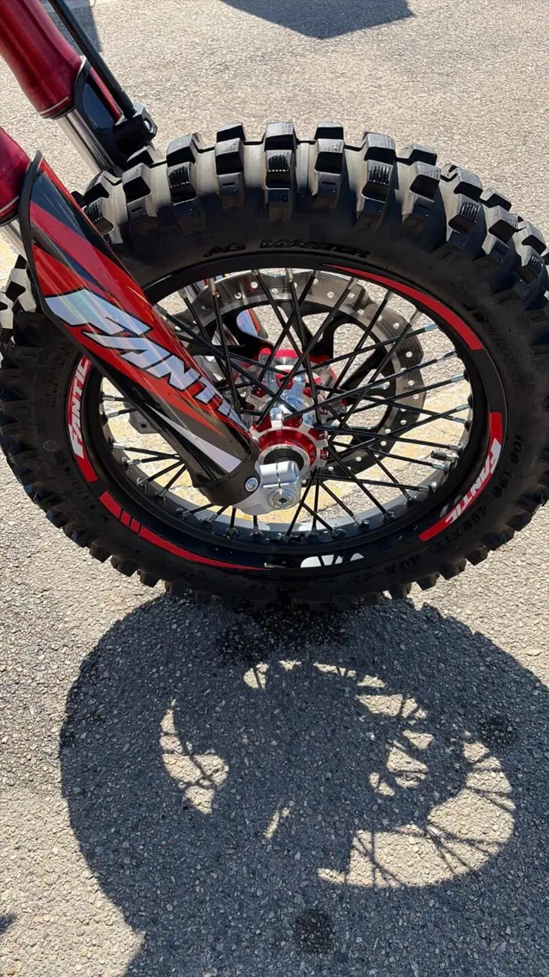 Fantic Motor XMF 125 Motard Competition 4T (2023 - 24) (3)
