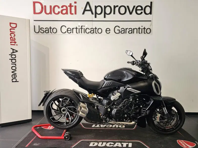 Ducati Diavel V4 (2023 - 26)