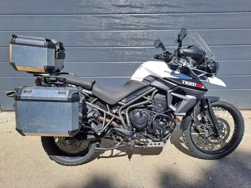 Triumph Tiger 800 XCx (2015 - 17) (2)