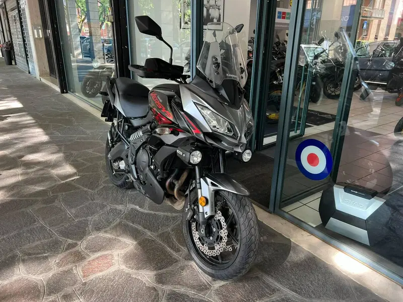 Kawasaki Versys 650 (2021 - 24) (2)