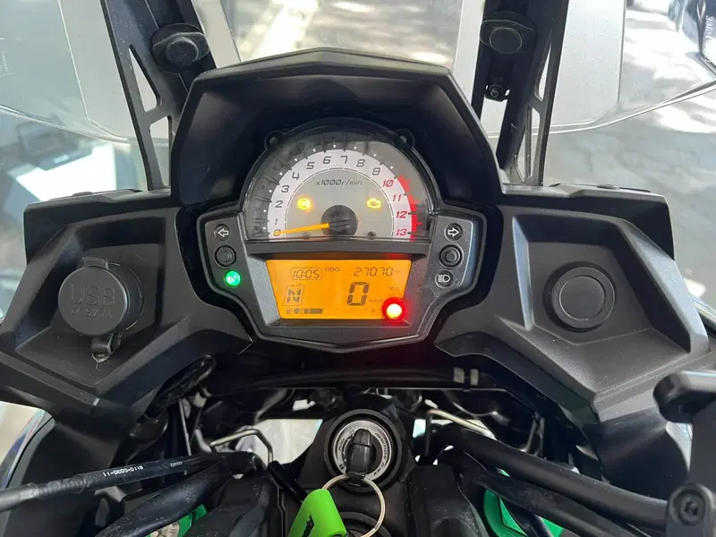 Kawasaki Versys 650 (2021 - 24) (4)